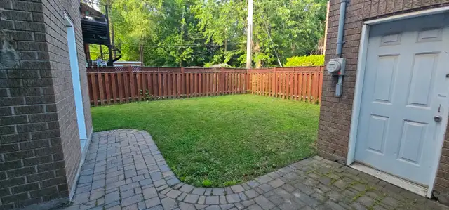 Exceptionnel ! Logement 3 1/2 meublé face au parc – Métro à 5' - Photo 9