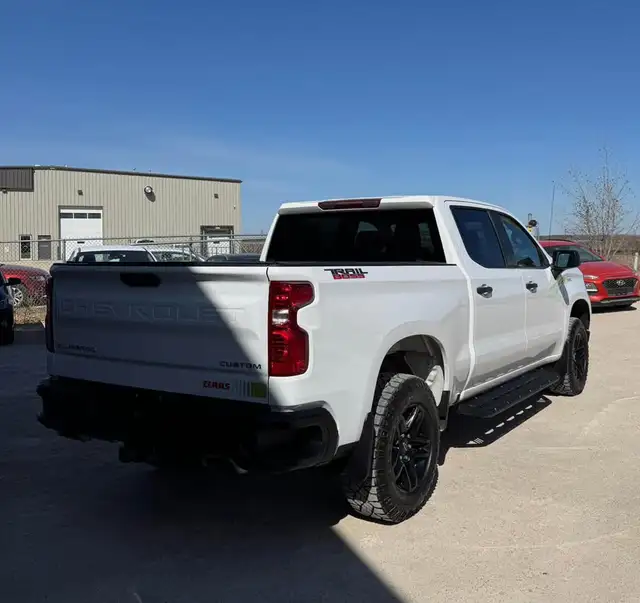 2022 Chevrolet Silverado 1500 Custom Trail Boss - Photo 8
