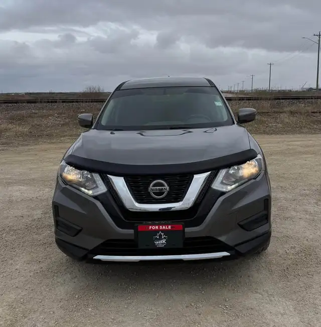 2018 Nissan Rogue S - Photo 2