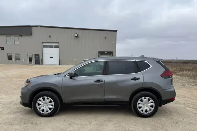 2018 Nissan Rogue S - Photo 8