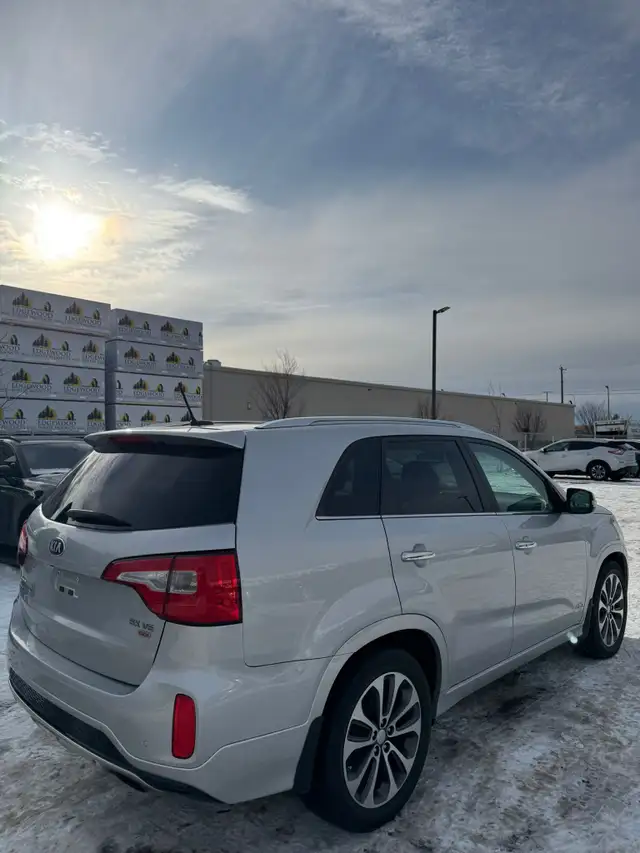 2014 Kia Sorento SX AWD V6 : Very Well Serviced - Photo 4