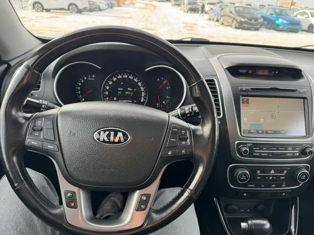 2014 Kia Sorento SX AWD V6 : Very Well Serviced - Photo 13