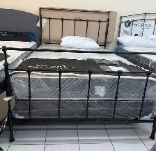 DOUBLE SIZE BED METAL FRAME WITH MATTRESS AND BOX INCLUDED WOW. - Photo 2