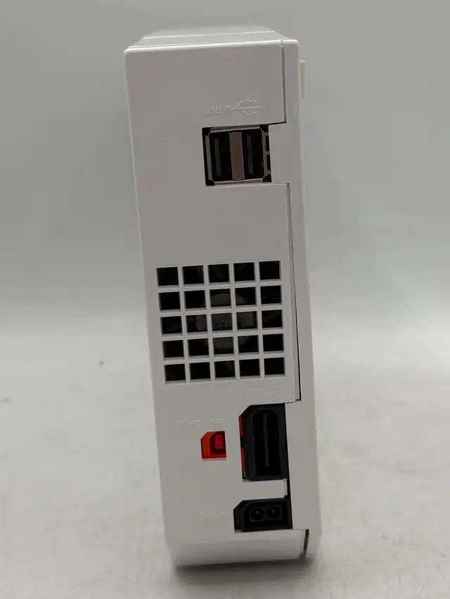 Nintendo Wii Console Complete with Controllers and Accessories - Photo 3