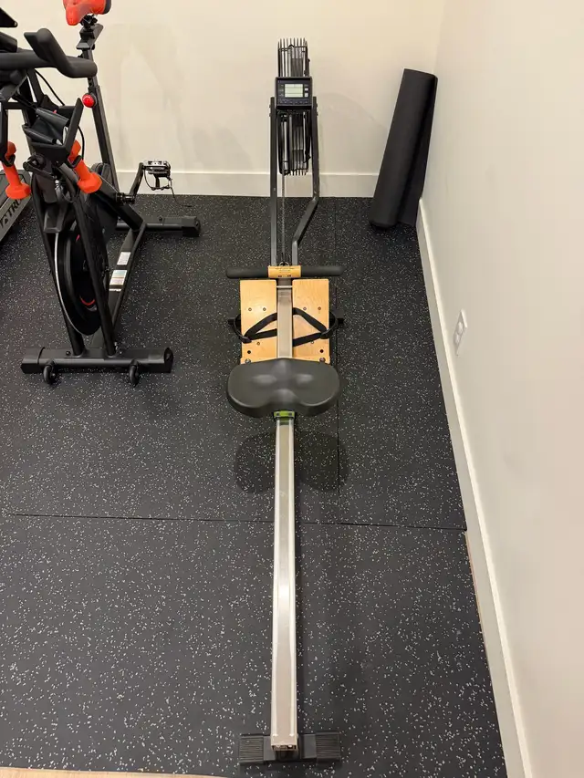 Concept 2 Rowing Machine - Photo 2