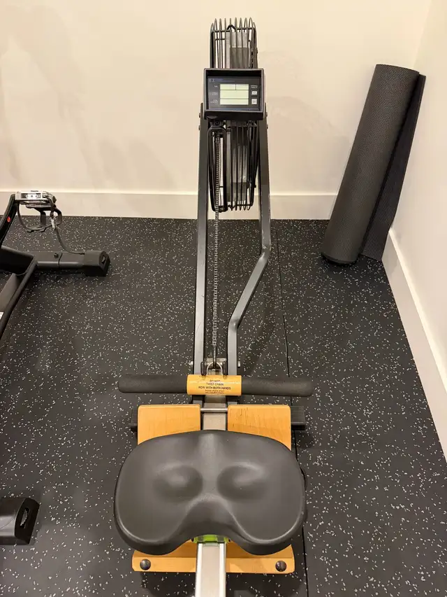 Concept 2 Rowing Machine - Photo 3
