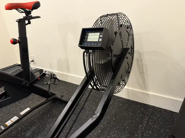 Concept 2 Rowing Machine - Photo 4