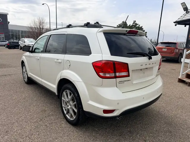 2017 Dodge Journey SXT AWD - Photo 16