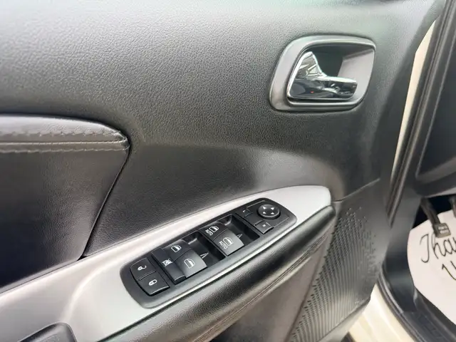 2017 Dodge Journey SXT AWD - Photo 17