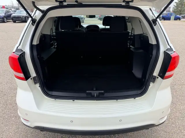 2017 Dodge Journey SXT AWD - Photo 18