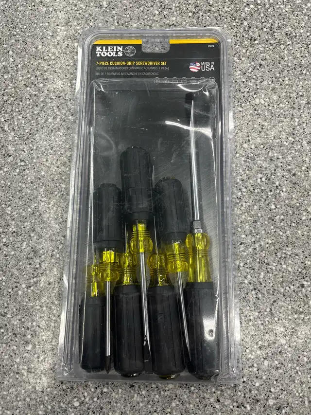 Klein Tools 85076 Screwdriver Set