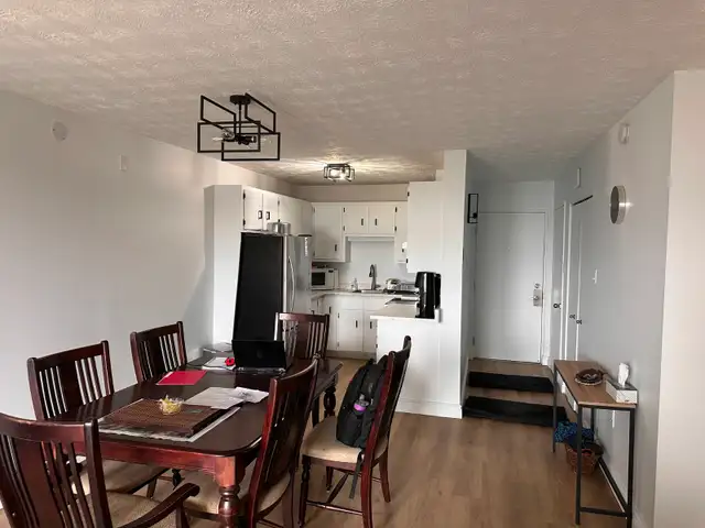 Bel appartement lumineux 5½ bien situé - Photo 2