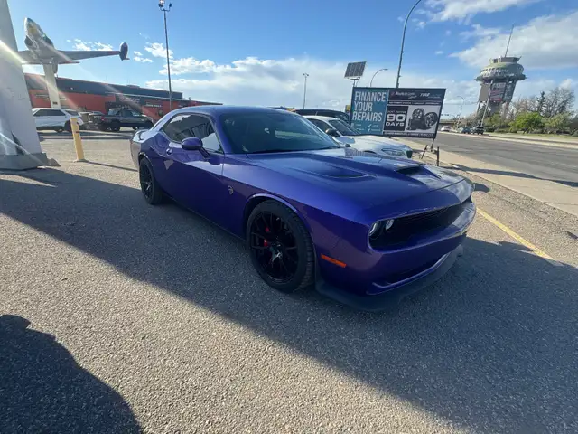 2016 Dodge Challenger SRT Hellcat - Photo 3