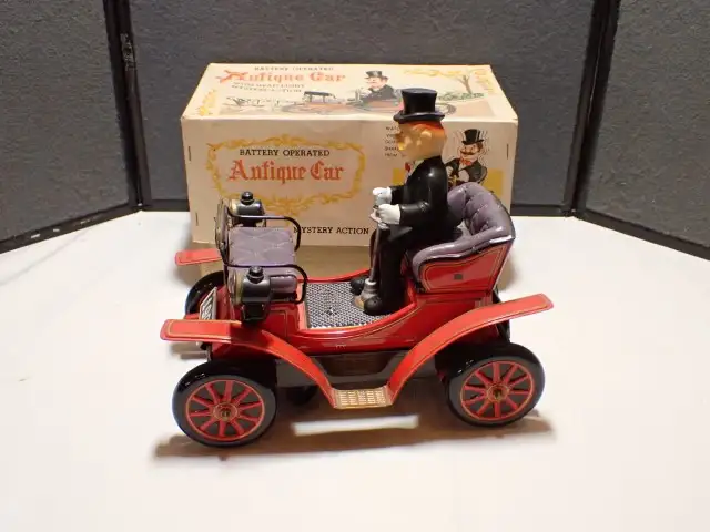 Metal Antique Car