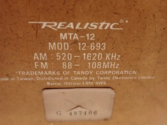 Realistic Radio - Photo 6