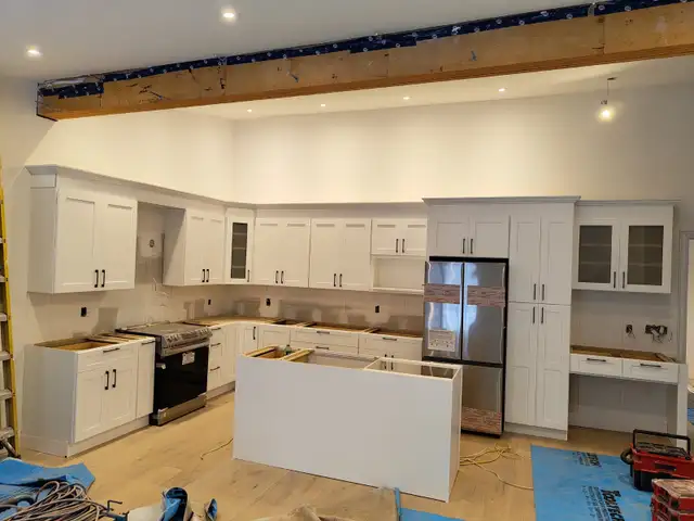 Shaker Style Doors Available on Sale - Photo 3