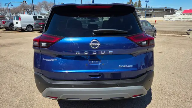 CERTIFEID 2023 NISSAN ROGUE SV AWD - SUNROOF - REM STRT -YORKTON - Photo 9