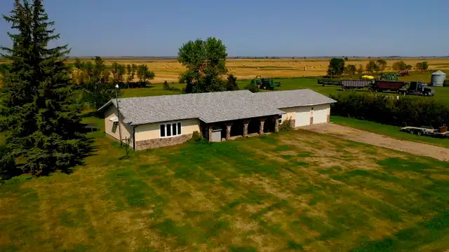 3 Quarters | RM of Enniskillen # 3 | Near North Portal, SK - Photo 4