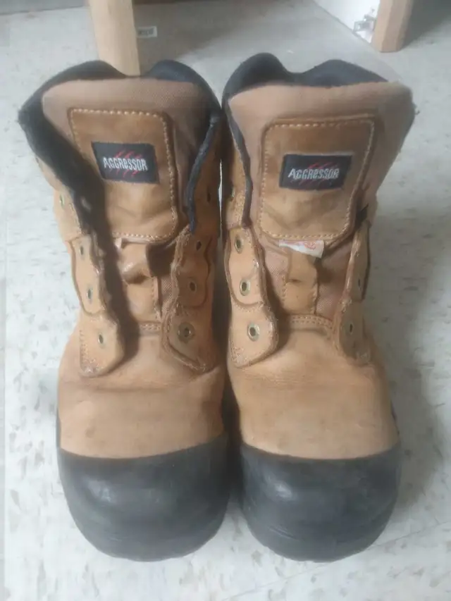 steel toe boots for sale in good condition - Photo 4