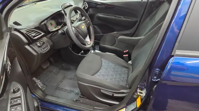 CERTIFIED CHEVY SPARK LT - AUTO - REMOTE START - LOADED -YORKTON - Photo 3