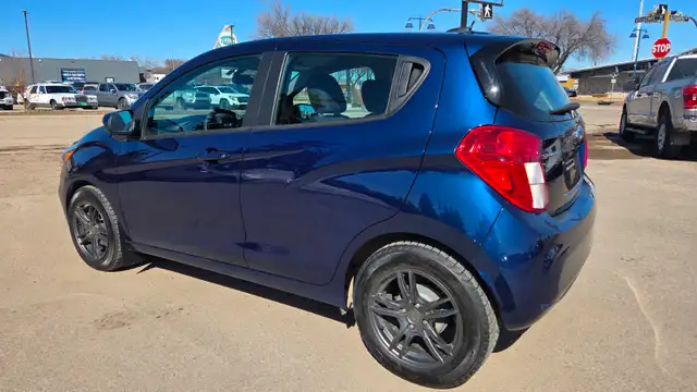 CERTIFIED CHEVY SPARK LT - AUTO - REMOTE START - LOADED -YORKTON - Photo 10