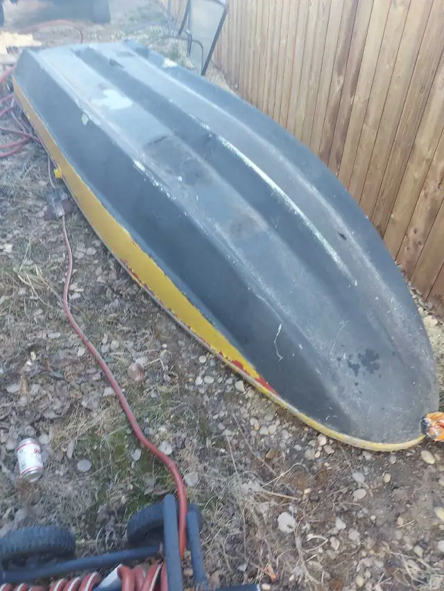 Free boat and canoe - Photo 3