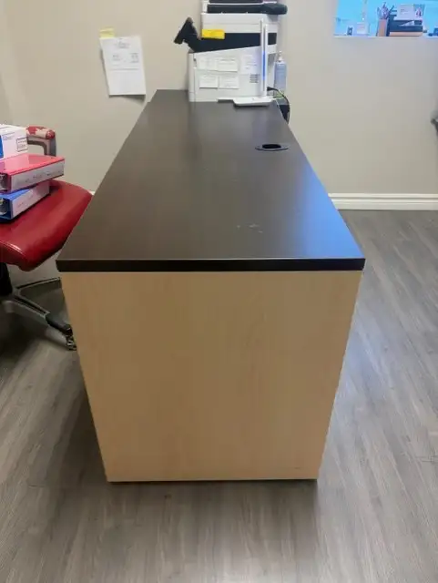 Office table for sale in good conditions - Photo 2