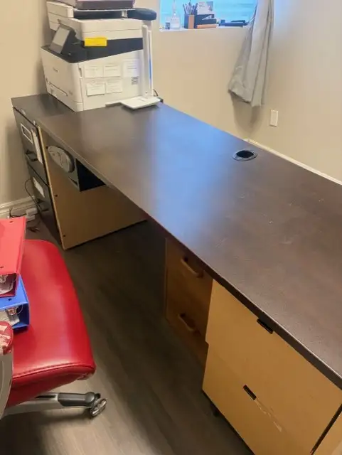 Office table for sale in good conditions - Photo 3
