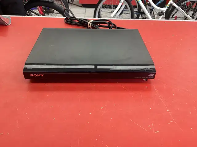 Lecteur DVD Sony seulement rca