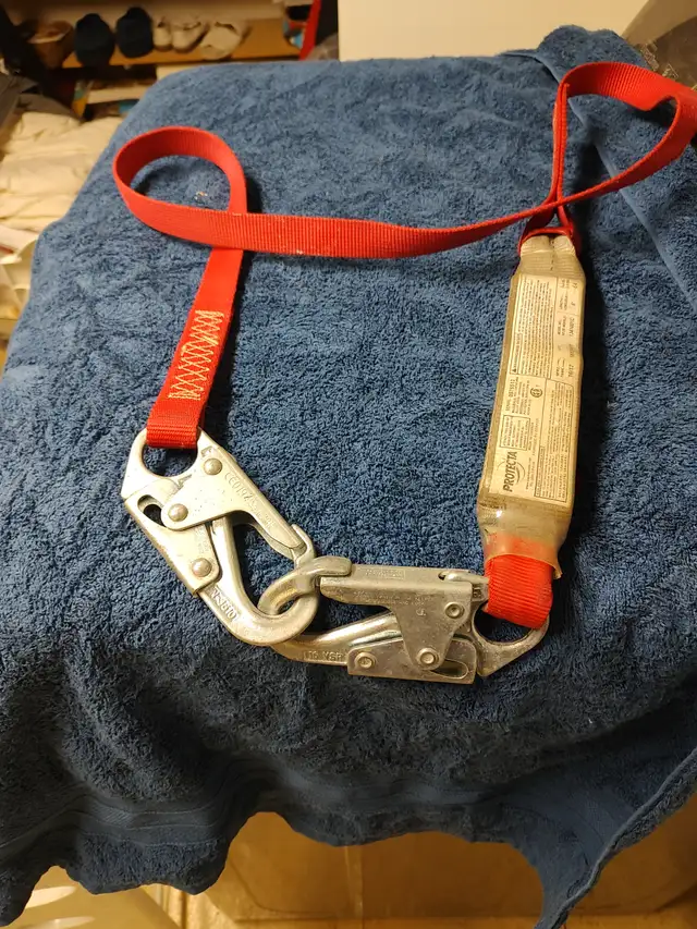 Full Body Harness - Photo 3