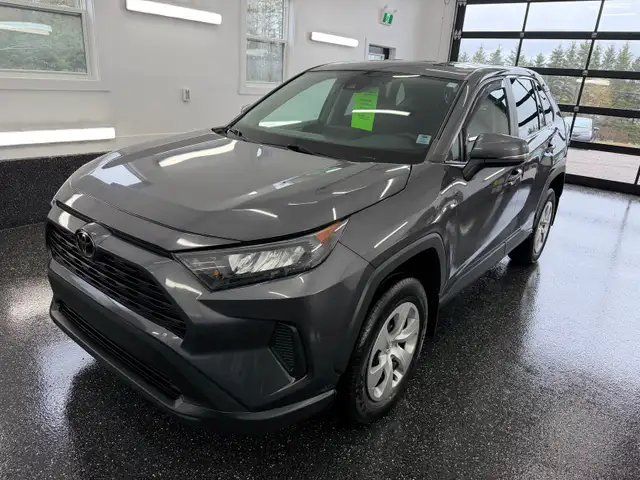 2022 Toyota RAV4 LE All Wheel Drive