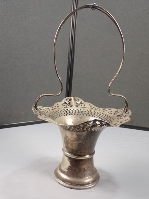 Silver Plate Floral Baskets - Photo 8