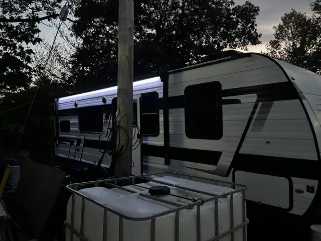 2024 Grand Design 27’ Toy Hauler - Photo 2