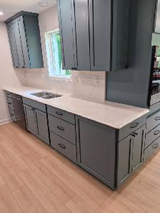 Grey White Countertop - With Blue Island