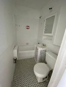 APARTMENT  FOR  RENT IN WINDSOR - Photo 11
