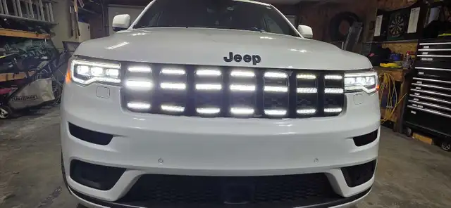 2018 Jeep Grand Cherokee Overland - Photo 5