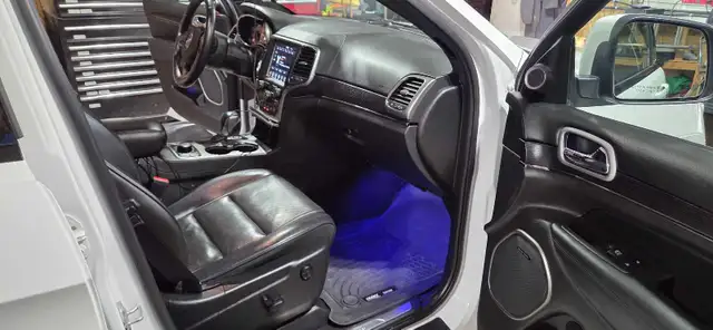2018 Jeep Grand Cherokee Overland - Photo 9