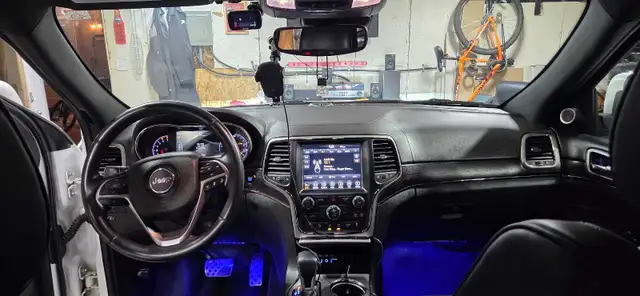2018 Jeep Grand Cherokee Overland - Photo 10