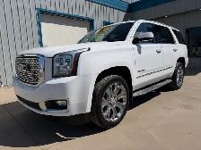 2015 GMC Yukon Denali / Rear Entertainment / Heads Up Display - Photo 2