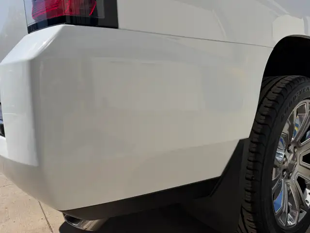 2015 GMC Yukon Denali / Rear Entertainment / Heads Up Display - Photo 15