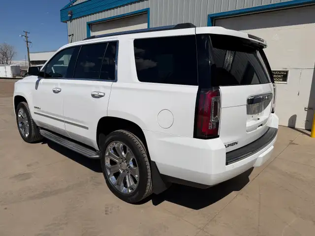 2015 GMC Yukon Denali / Rear Entertainment / Heads Up Display - Photo 27