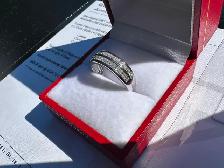 #840 - 14kt White Gold, .91ct Princess Cut Diamond Band, Size 7