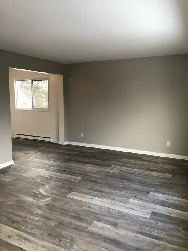 Spacious 2 BR - Great Area - Photo 3