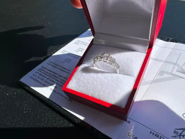 #797 - 18kt White Gold, 1.00 Carat Diamond Engagement Ring Size5 - Photo 5