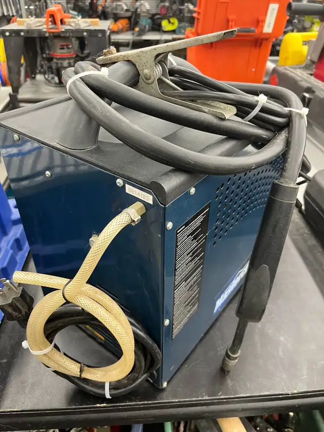 Mastercraft 58-8032-0 Flux Core Wire Fed Welder - Photo 2
