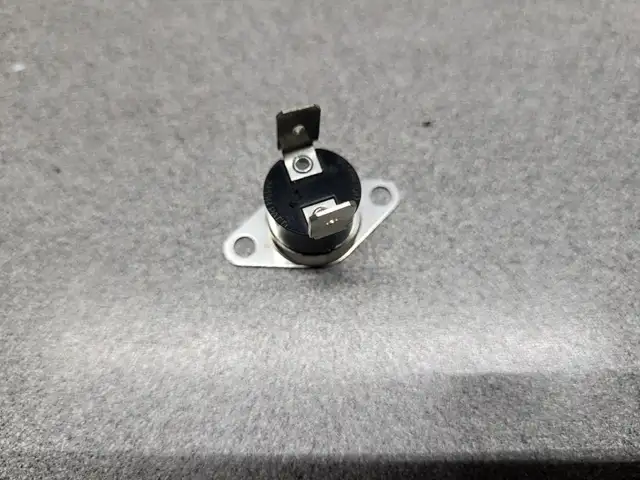 1 THERMOSTAT AUTO RESET NEUF NEW SLS140
