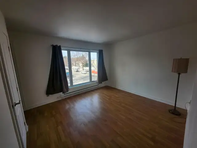 Grand 3 ½ Nouveau Rosemont - Photo 3
