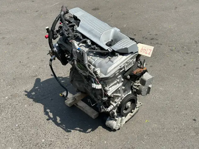 JDM 2ZR-FXE Hybrid Engine Toyota Prius & Lexus CT200h 1.8L Motor - Photo 4