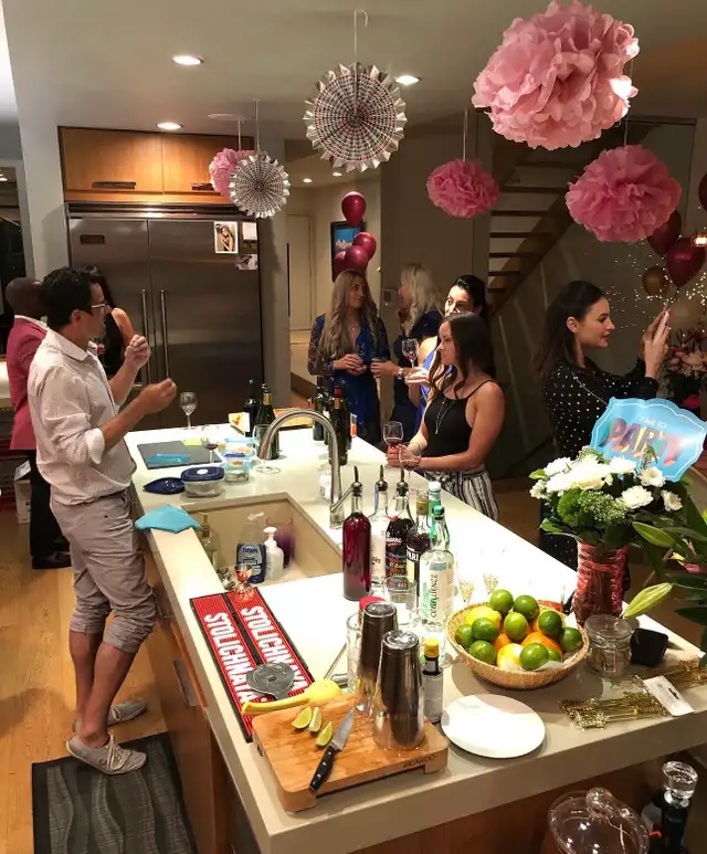 Private Bartending & Cocktail Catering by Holoboff’s Happy Hour - Photo 3