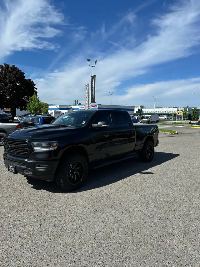 2021 Ram 1500 Sport 4x4 Crew Cab 6’4"